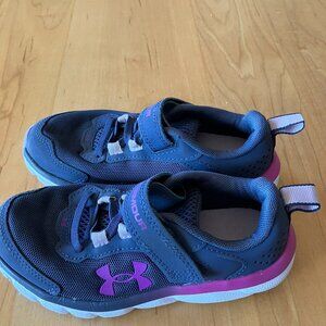 Under Armour Sneakers Little Girl Size 13